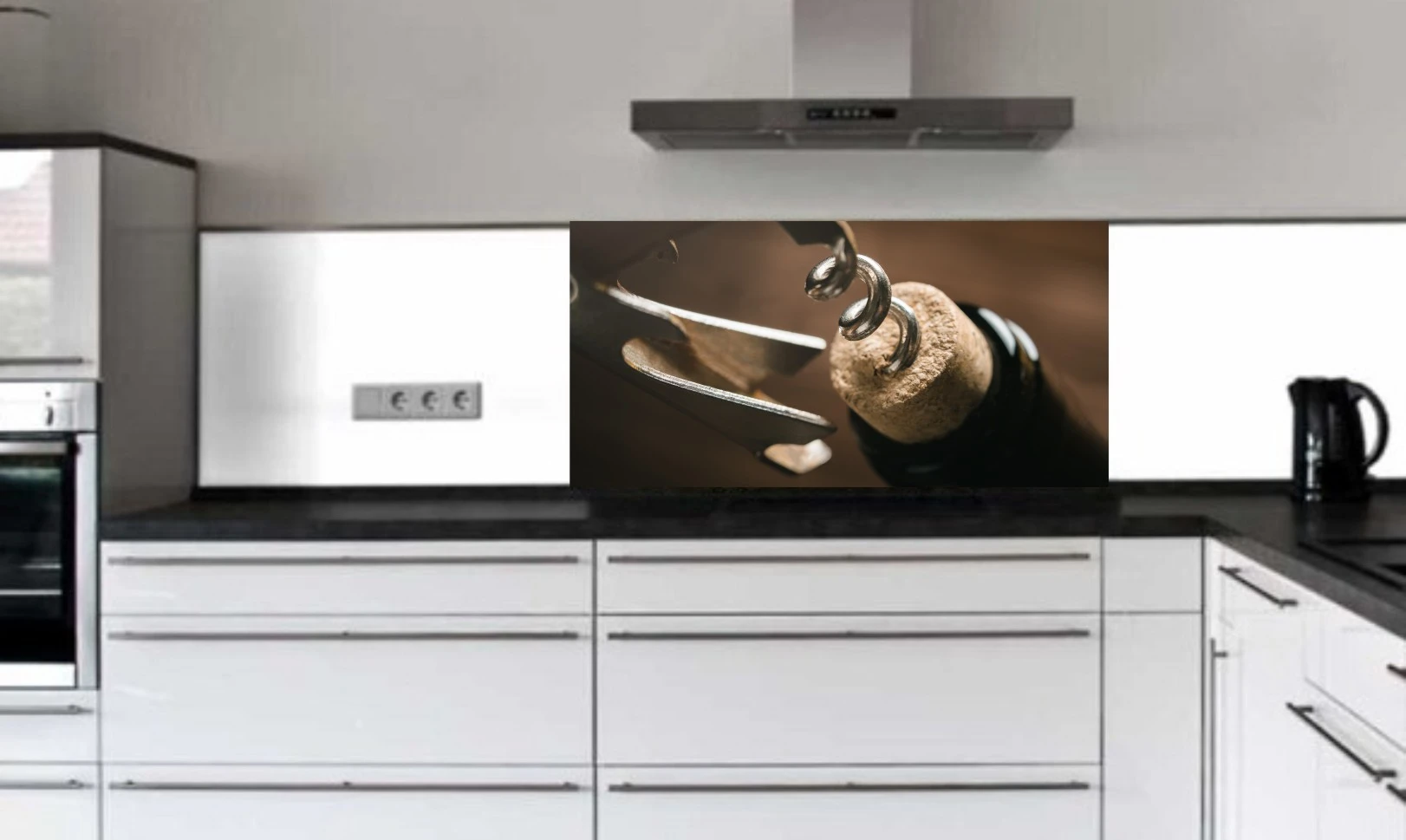 Küchenrückwand aus ESG Glas Glasbild mit Motiv Weinflasche in 4 mm, 6 mm oder 8 mm nach Maß gefertigt