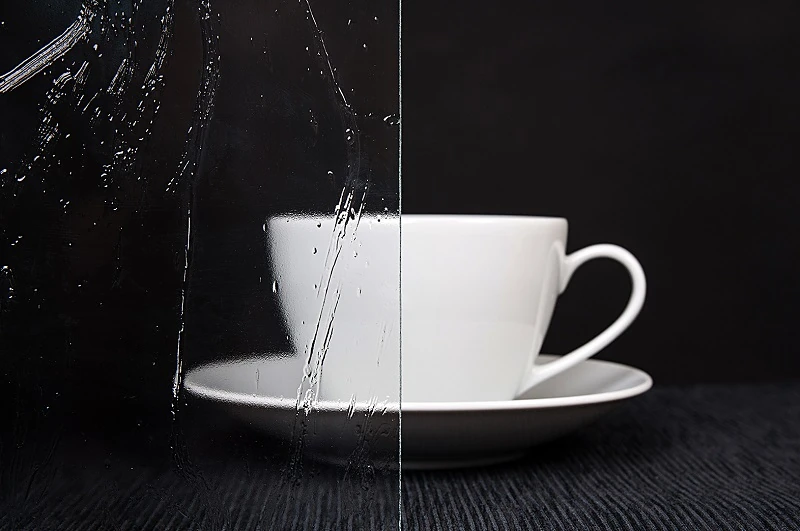 Glaseinsatz aus ESG Designglas 4 mm Gothic Strukturglas