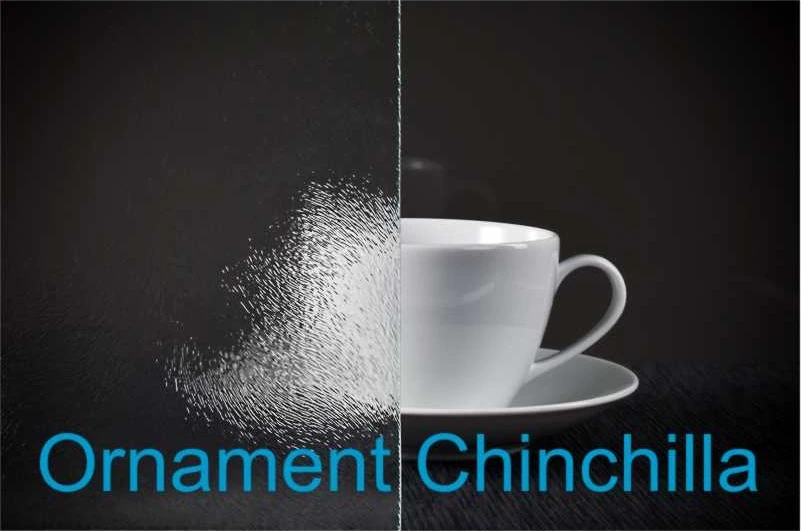 Glaspendeltür aus ESG Glas Ornamentglas Chinchilla als moderne Innentür