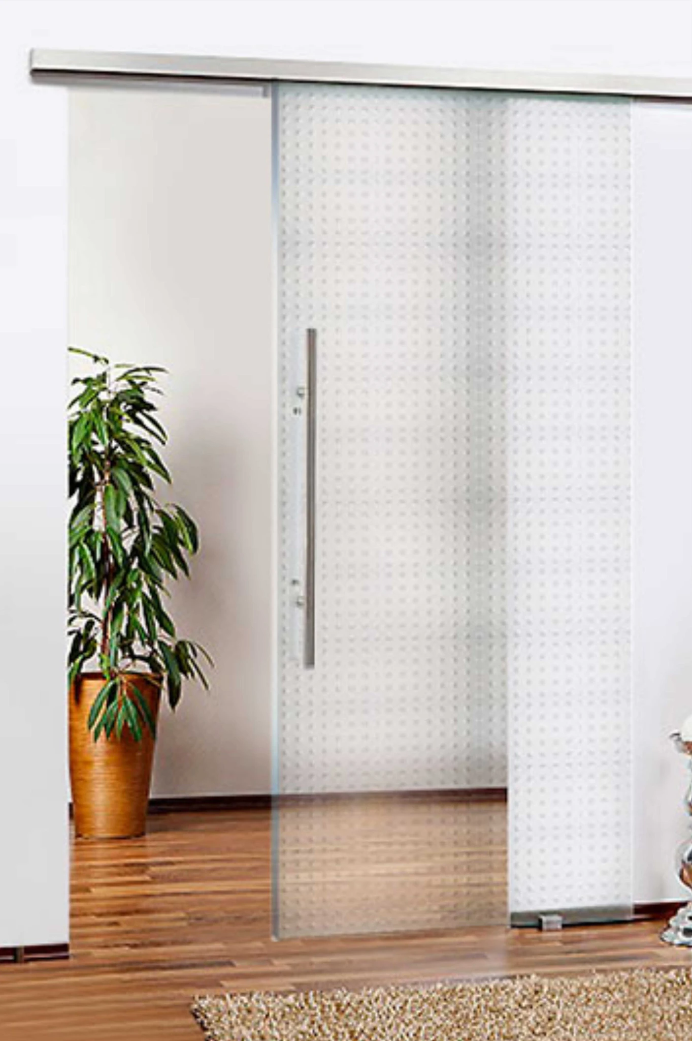 Schiebetür aus ESG Klarglas 8 mm mit Designglas Mastercarre für Innenräume nach Maß gefertigt