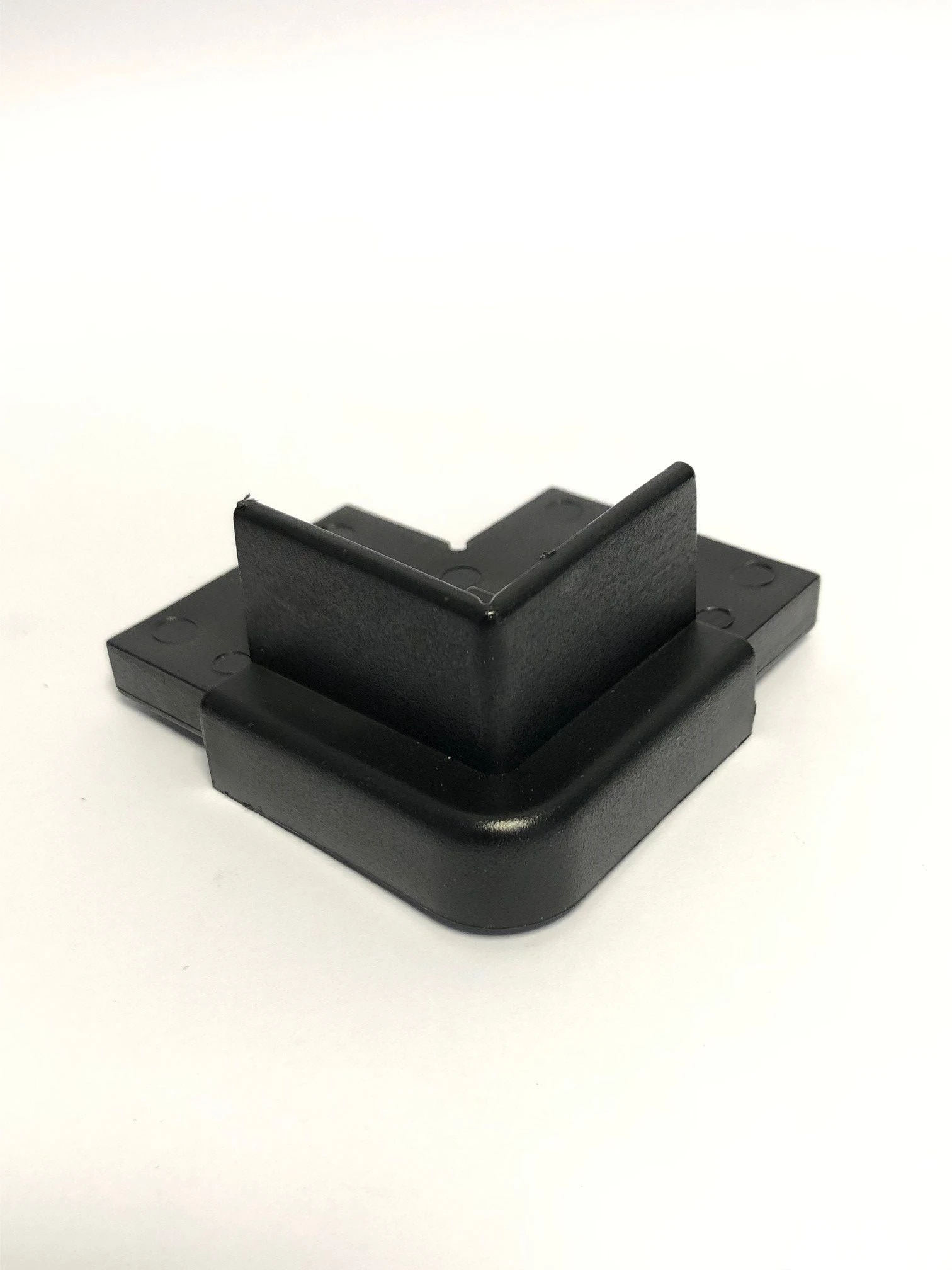 Eckverbinder für Bodenprofil 6 mm zur stabilen Verbindung von Profilen