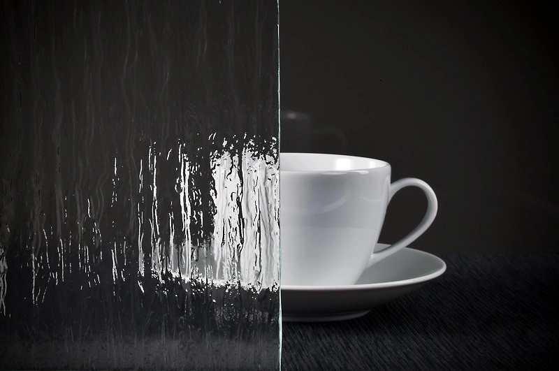 Glaseinsatz aus ESG Designglas 4 mm Ornament 178 Silvit Strukturglas