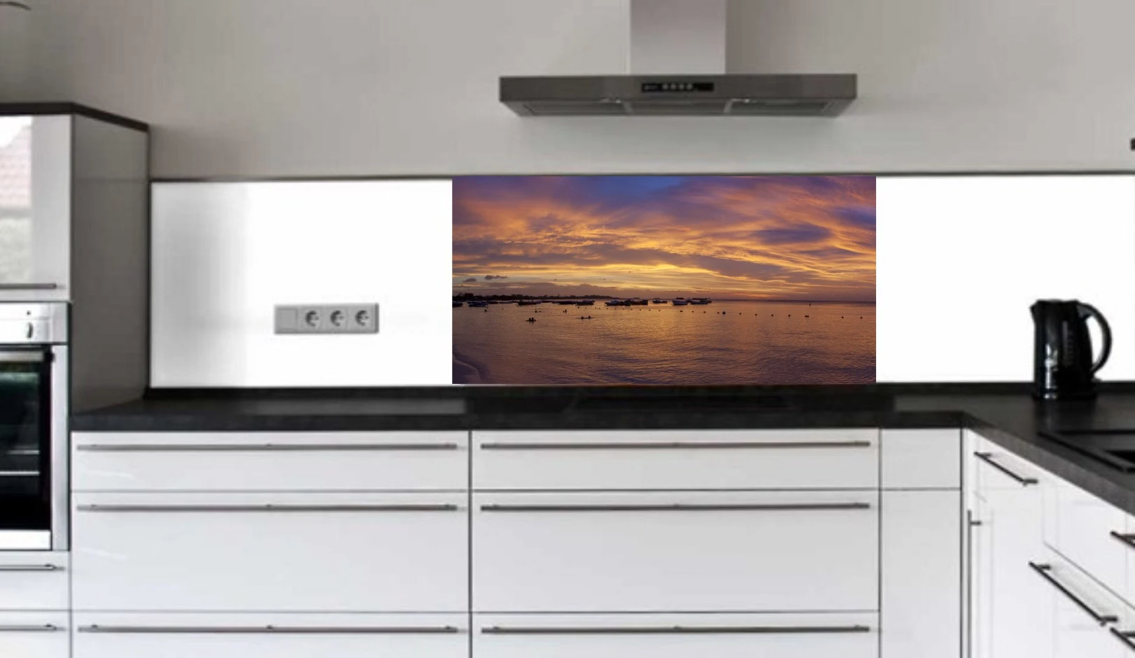 Küchenrückwand aus ESG Glas Glasbild mit Motiv Dämmerung in 4 mm, 6 mm oder 8 mm nach Maß gefertigt