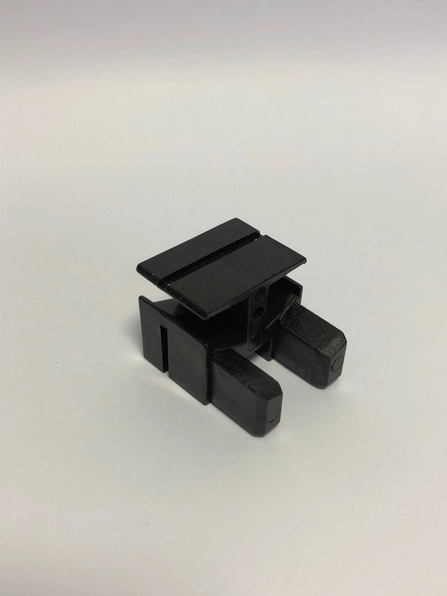 Kunststoff-Gleiter für 6 mm Gewächshaus-Modelle