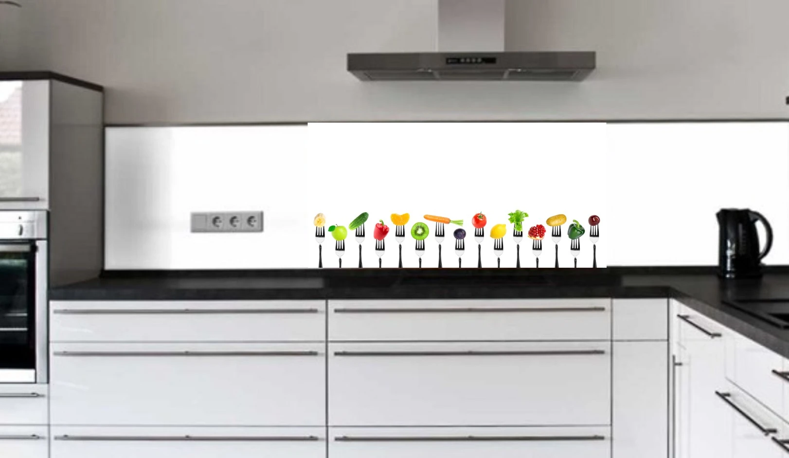 Küchenrückwand Glasbild "Obst und Gemüse auf der Gabel" E