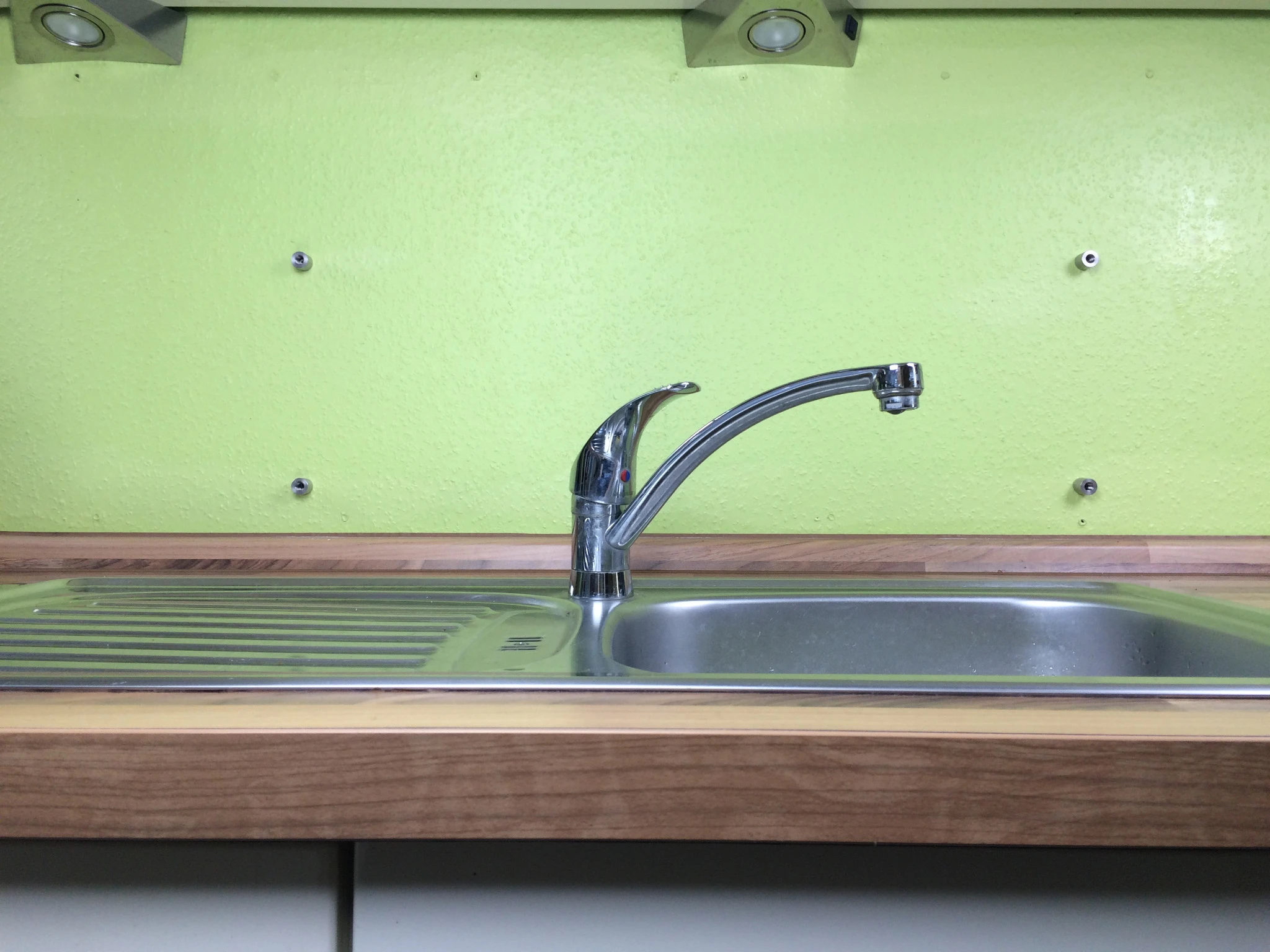 Küchenrückwand aus ESG Klarglas satiniertes Glas 4 mm oder 6 mm nach Maß